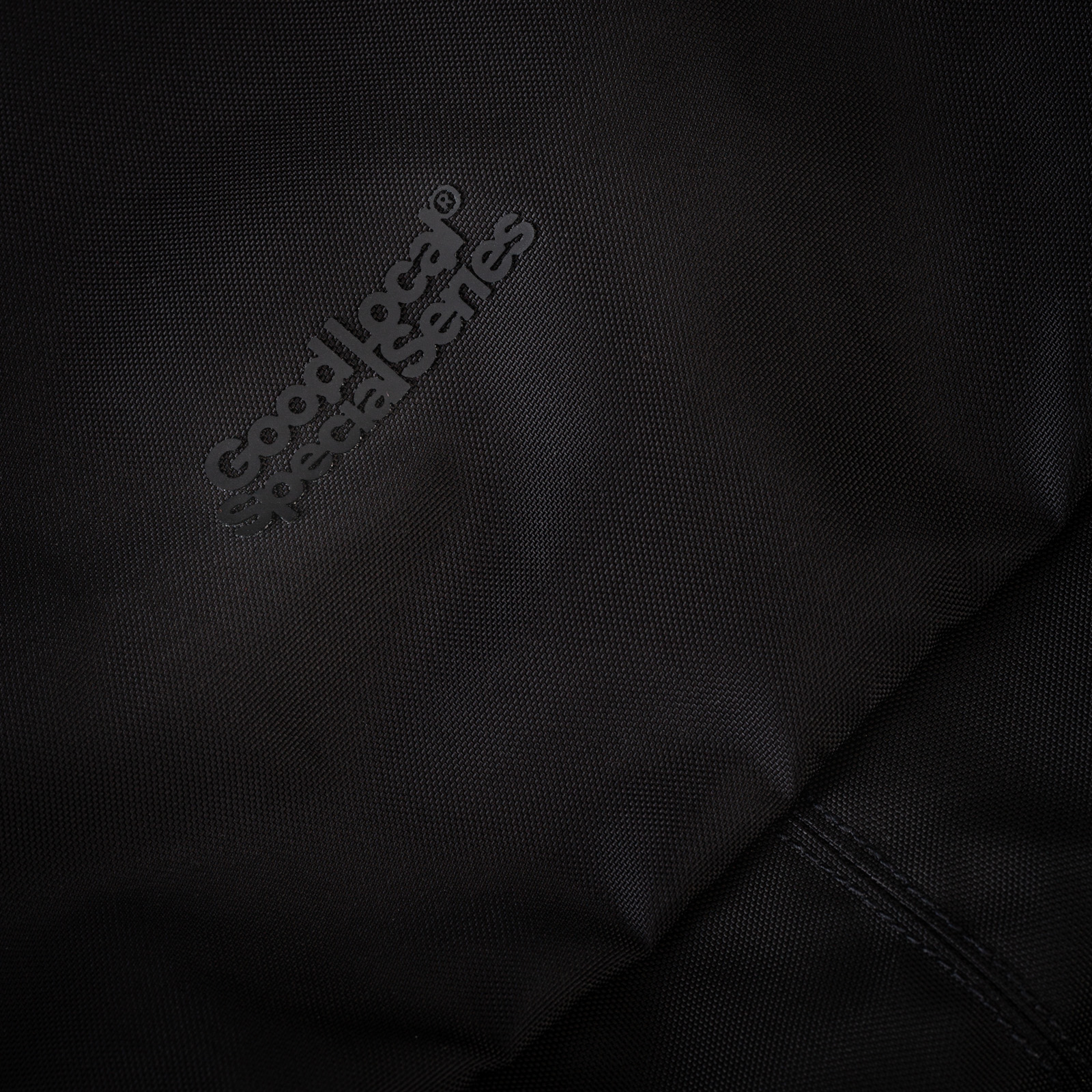 картинка Halfmoon SS Black от магазина Одежда+